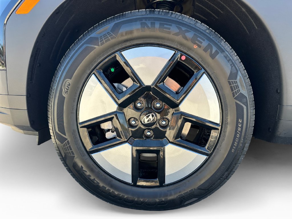 New 2027 Hyundai Santa Fe SEL FWD image 9