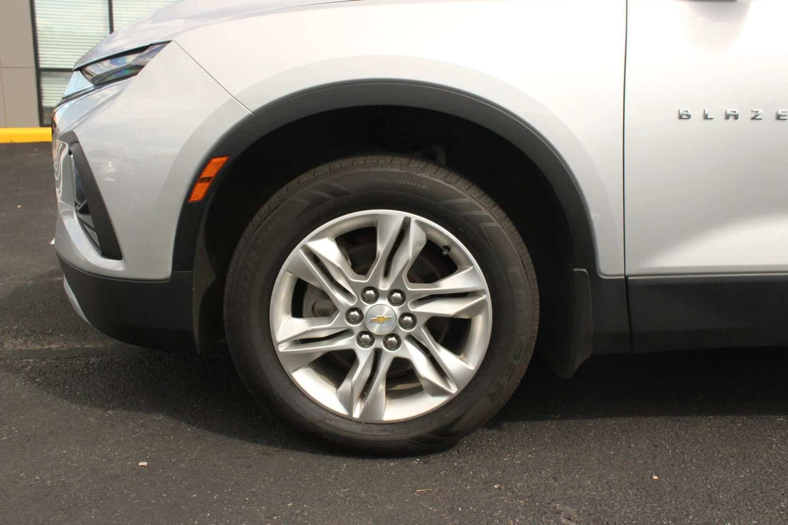 Used 2019 Chevrolet Blazer LT AWD/4WD image 3