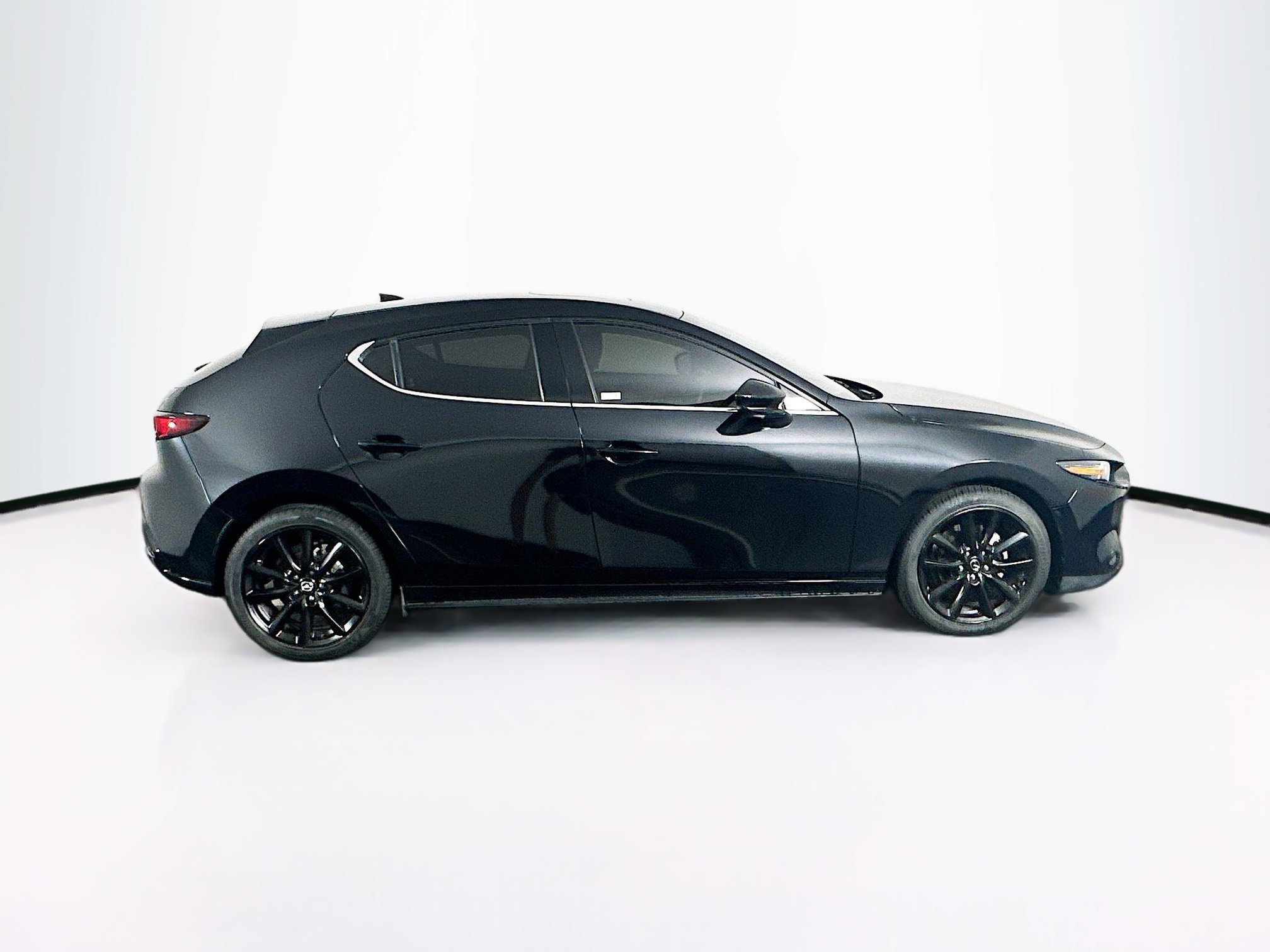 Used 2021 MAZDA MAZDA3 s FWD image 10