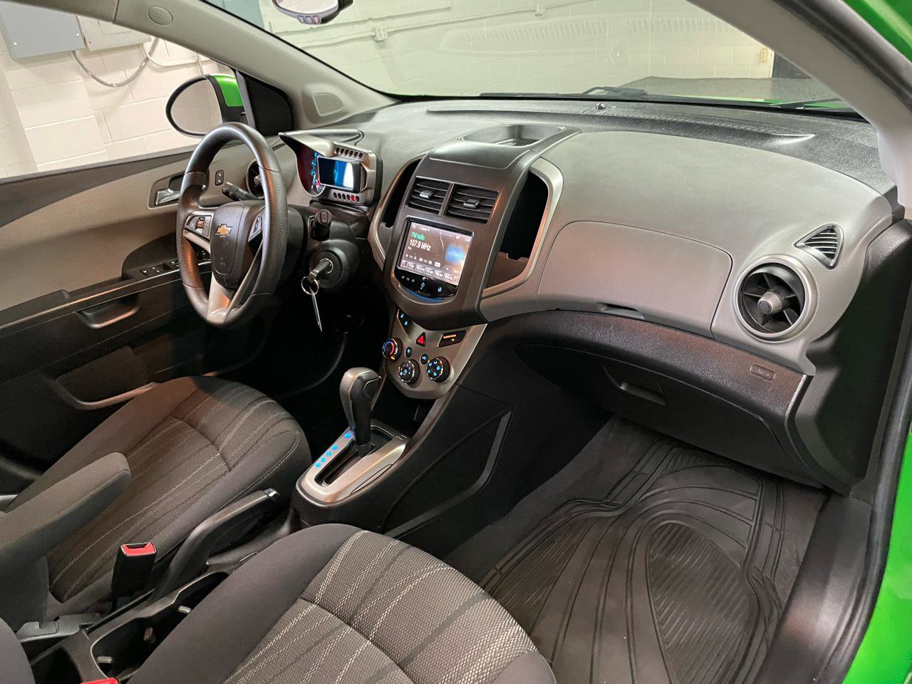 Used 2015 Chevrolet Sonic LT image 23