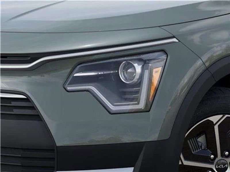 New 2025 Kia Niro EX w/ EX Cold Weather Package image 37