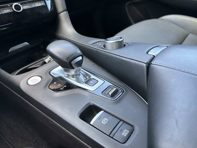 Used 2020 INFINITI QX50 Luxe w/ Navigation Package AWD/4WD image 32