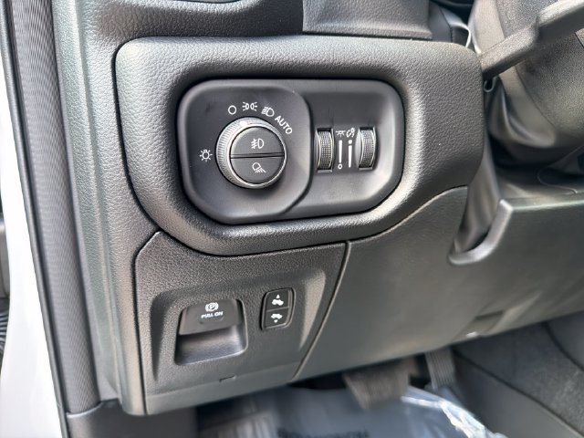 New 2026 RAM 1500 Big Horn AWD/4WD image 18