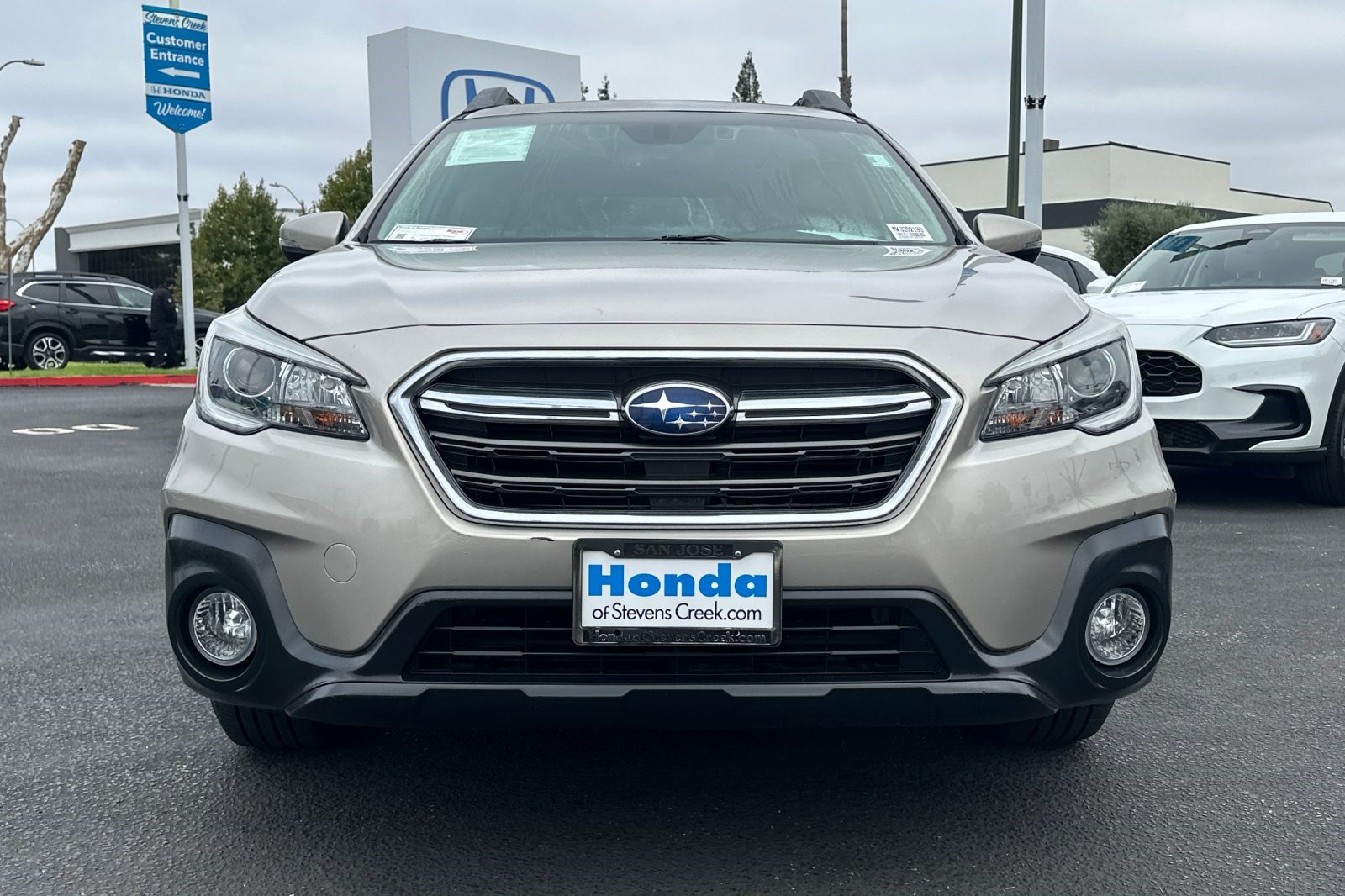 Used 2019 Subaru Outback 2.5i Premium w/ Popular Package #2 AWD/4WD image 5