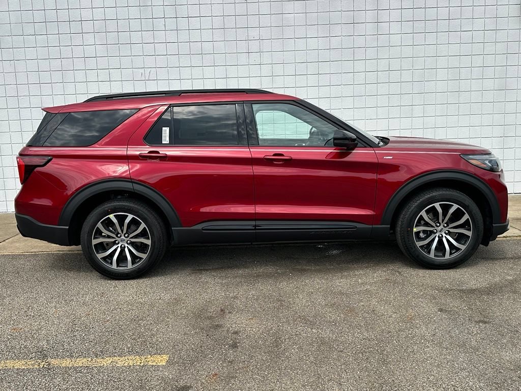 New 2027 Ford Explorer ST-Line AWD/4WD image 4