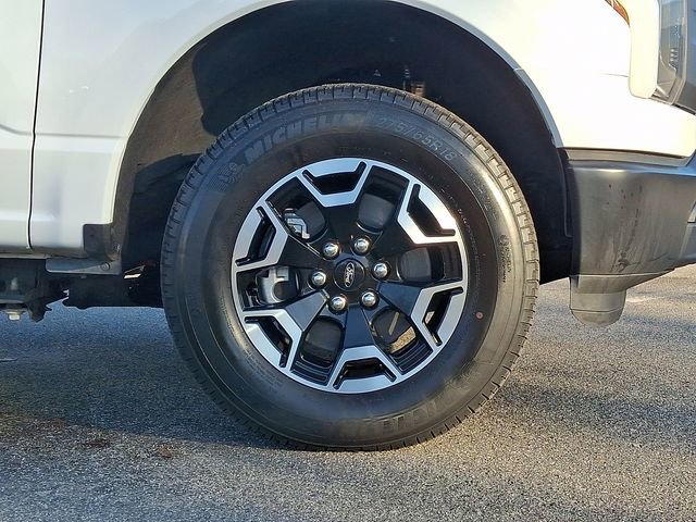 Used 2022 Ford F150 Lightning Pro image 10