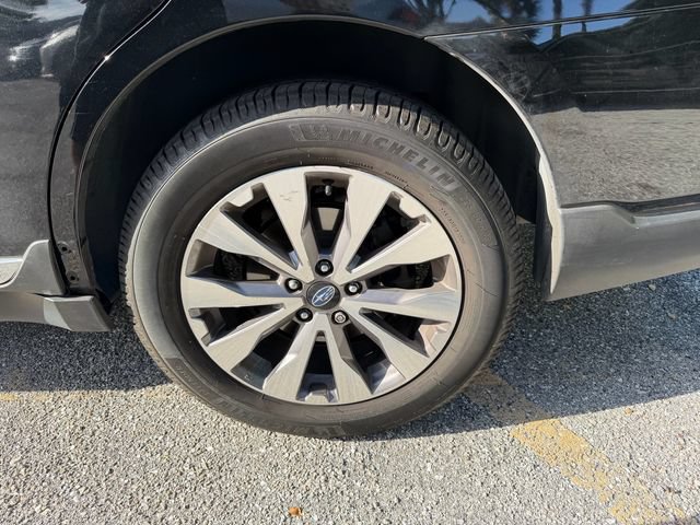 Used 2018 Subaru Outback 3.6R Touring AWD/4WD image 16