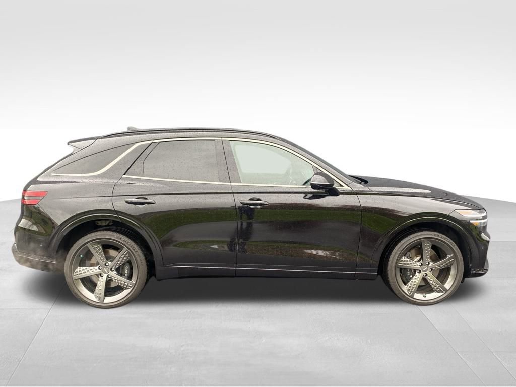 Certified 2025 Genesis GV70 3.5T Sport w/ Sport Advanced Package image 3