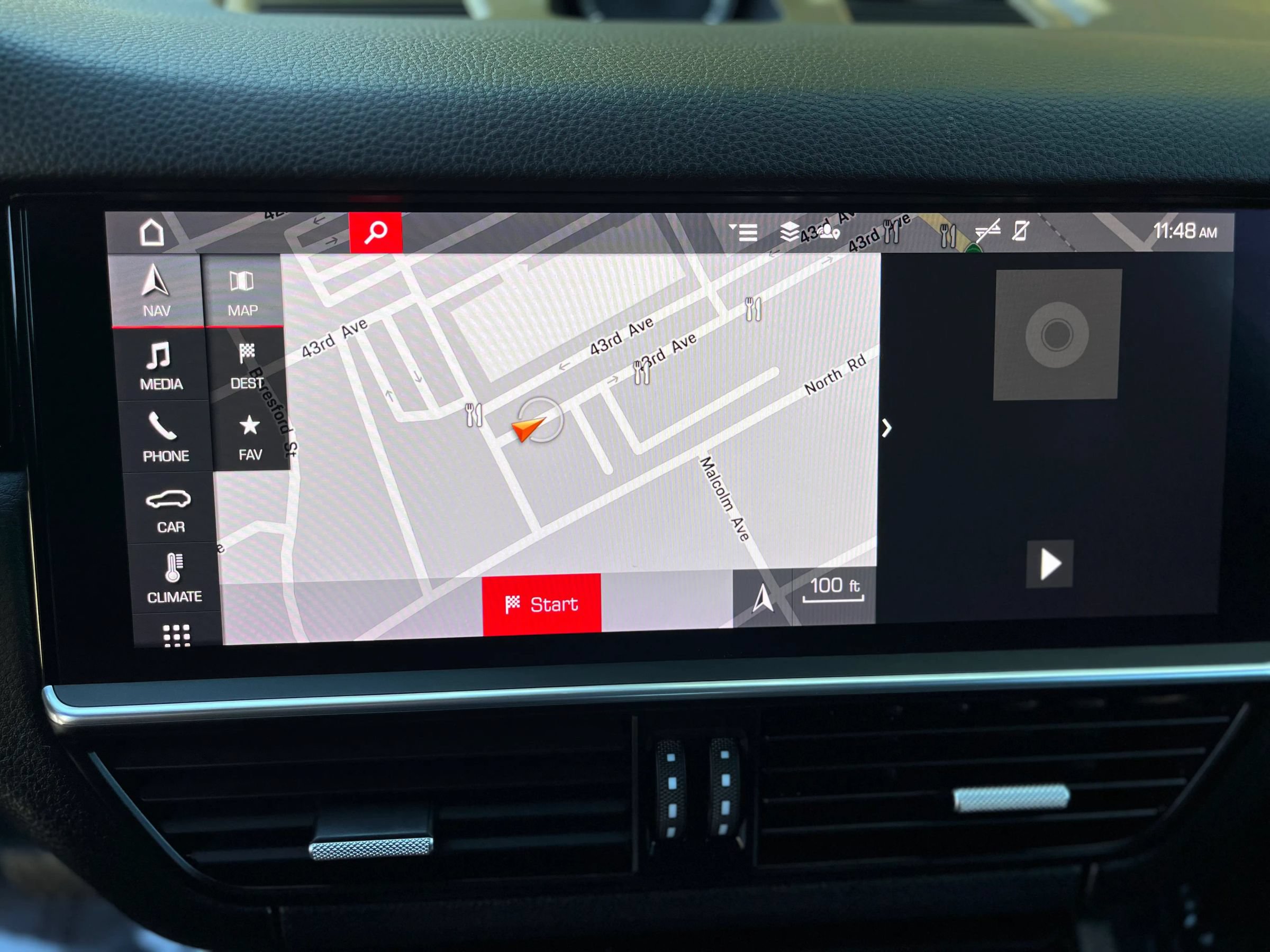Used 2020 Porsche Cayenne w/ Driver Memory Package AWD/4WD image 22