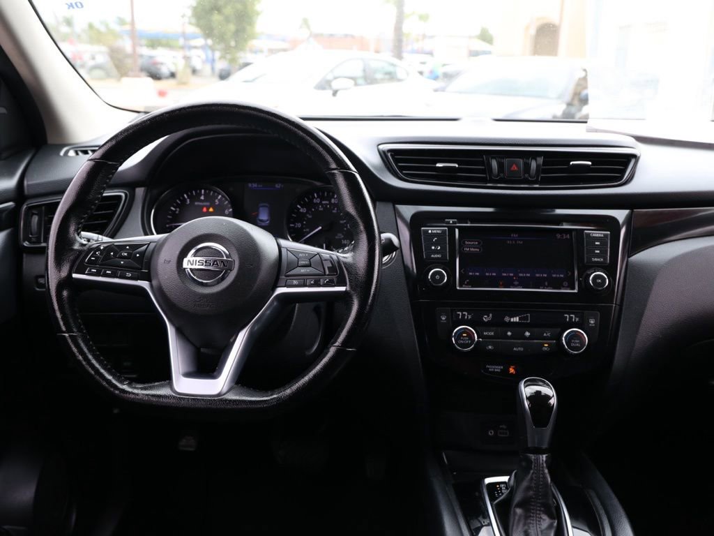Used 2022 Nissan Rogue Sport SV image 22