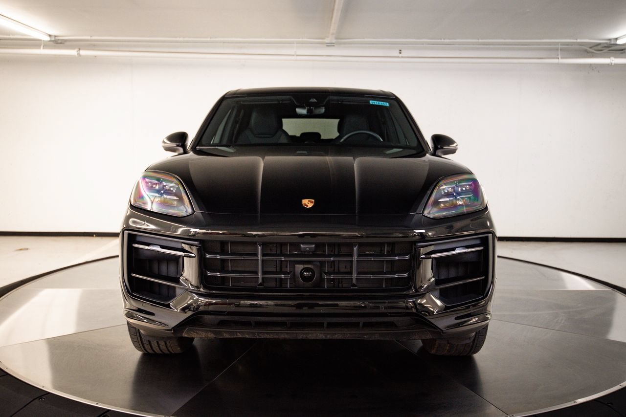 Certified 2026 Porsche Cayenne AWD/4WD image 10