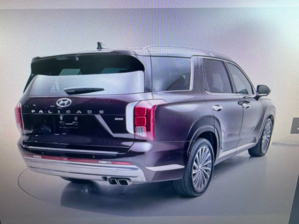 Used 2024 Hyundai Palisade Calligraphy AWD/4WD video 3