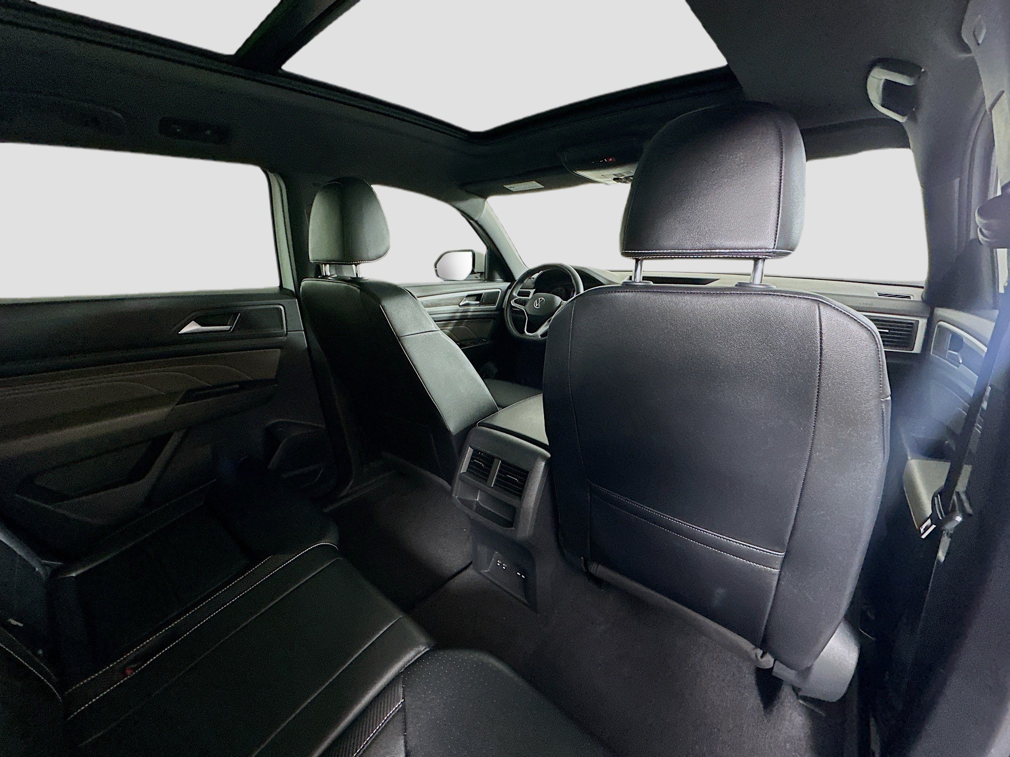 Used 2021 Volkswagen Atlas Cross Sport SE w/ Panoramic Sunroof Package FWD image 27