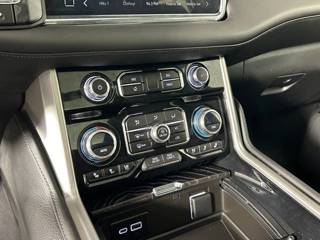Used 2023 GMC Yukon Denali w/ LPO, Floor Liner Package AWD/4WD image 22