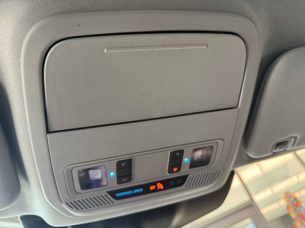 Used 2023 Ford Explorer XLT w/ Equipment Group 202A image 34