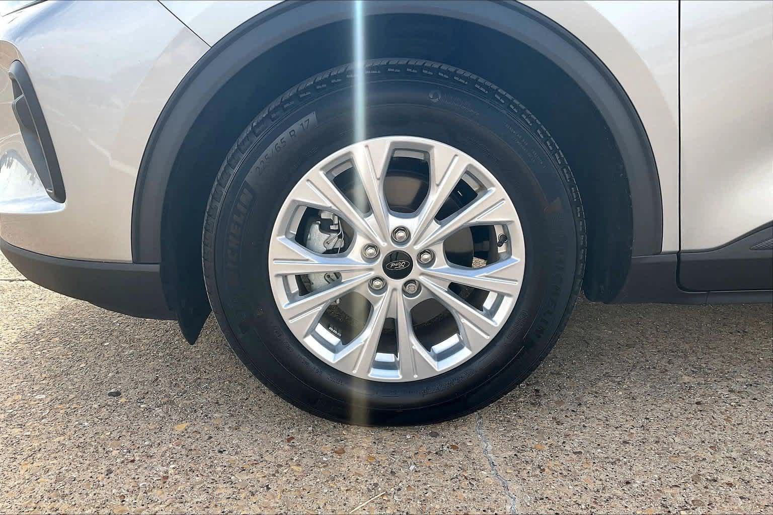 Used 2024 Ford Escape Active FWD image 7