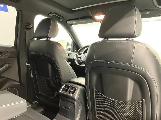 Used 2016 Audi SQ5 Premium Plus w/ Technology Package AWD/4WD image 36