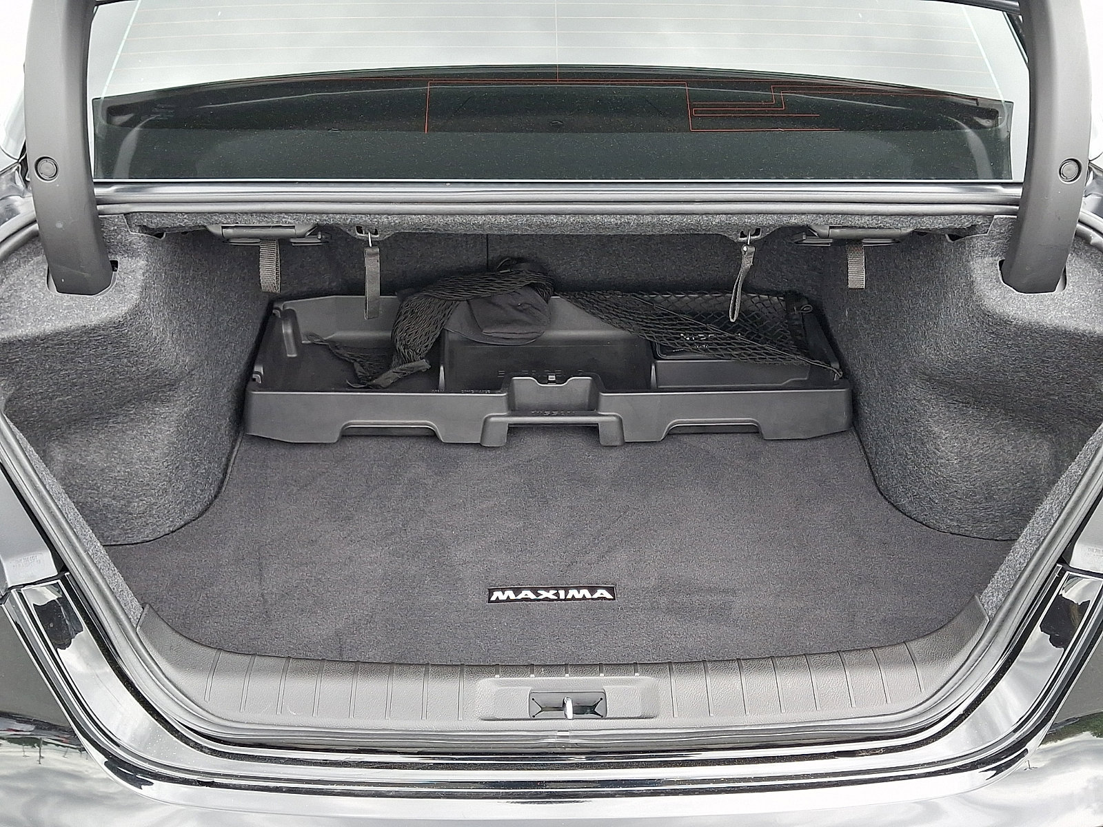Used 2023 Nissan Maxima SR w/ Sport Mat Group FWD image 7