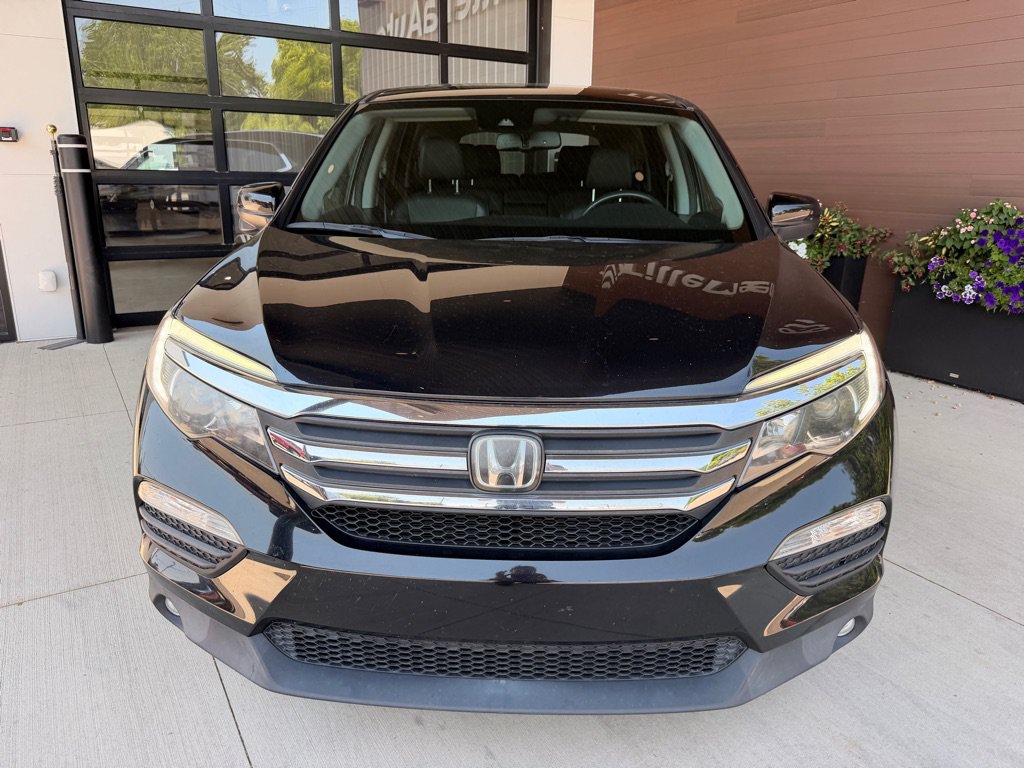 Used 2017 Honda Pilot EX-L image 2