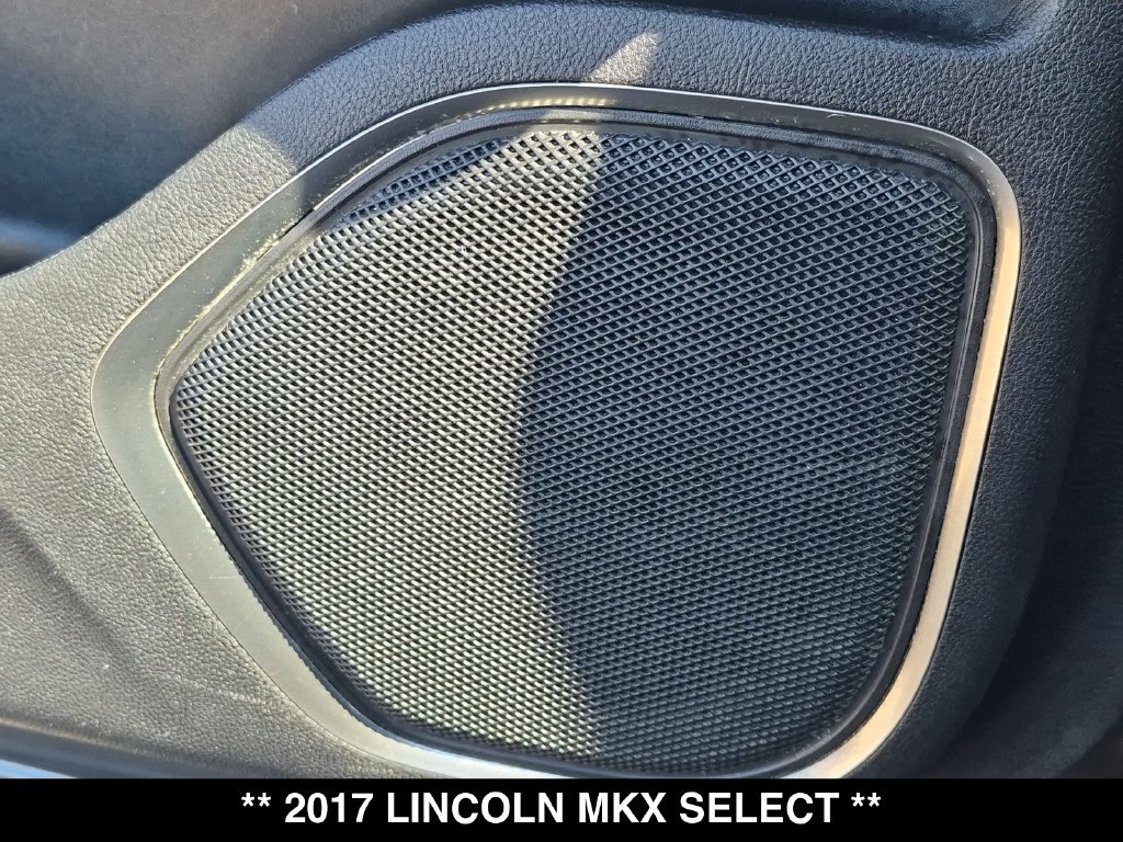 Used 2017 Lincoln MKX Select w/ Select Plus Package FWD image 28
