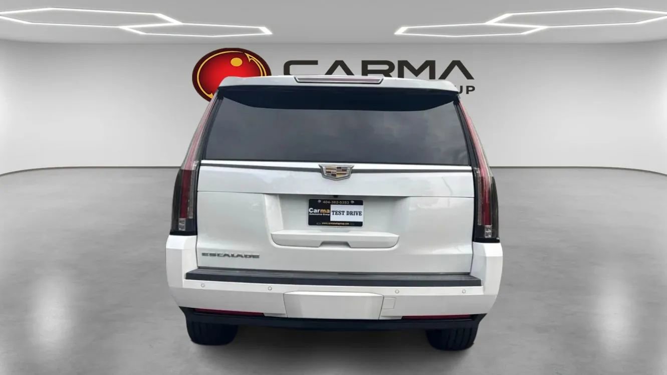 Used 2016 Cadillac Escalade 2WD image 4