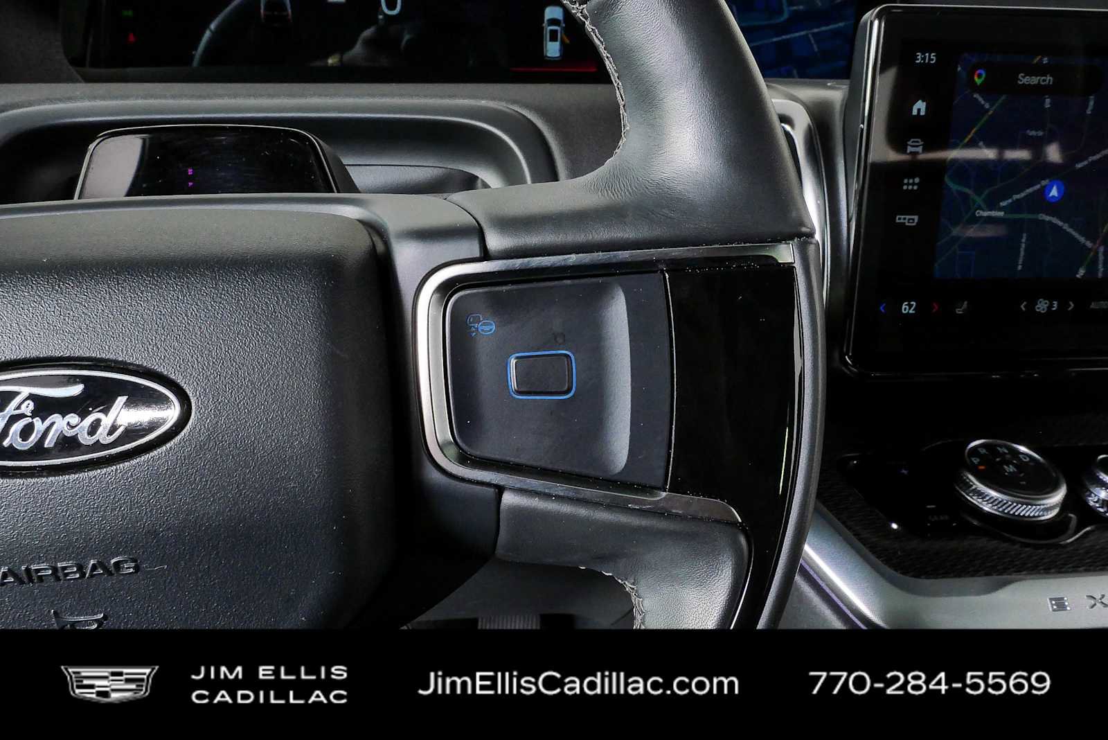 Used 2025 Ford Expedition Max Platinum w/ Stealth Appearance Package AWD/4WD image 11