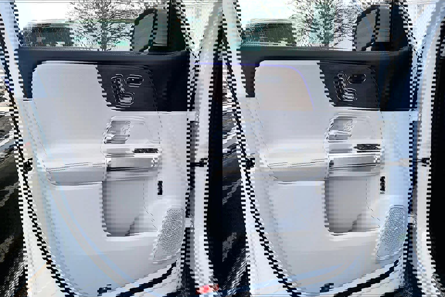 Certified 2023 Mercedes-Benz EQB 300 4MATIC image 22