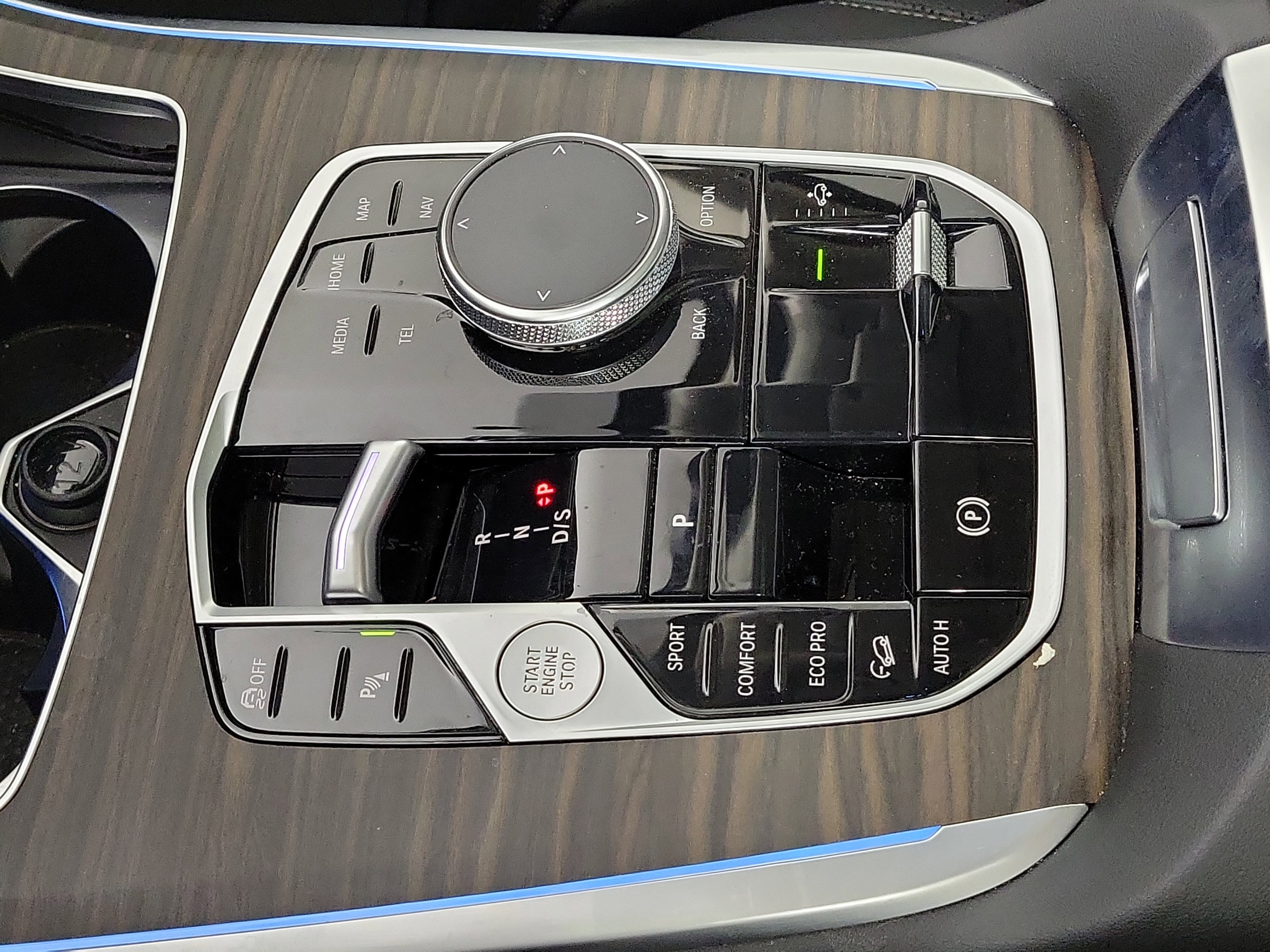 Certified 2026 BMW X7 xDrive40i AWD/4WD image 22
