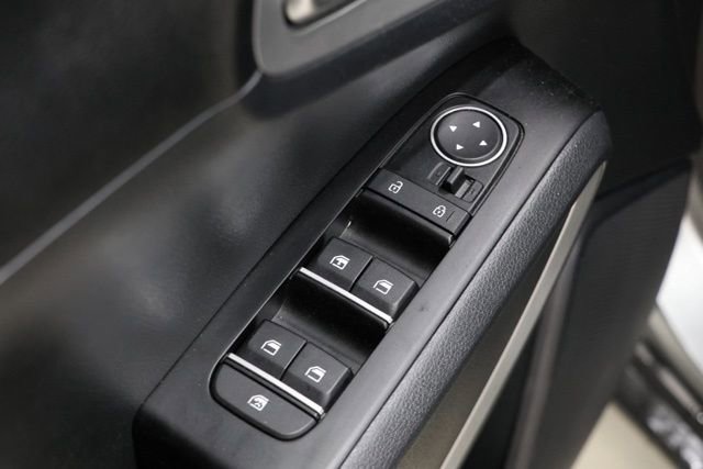 Used 2025 Kia Soul LX FWD image 19