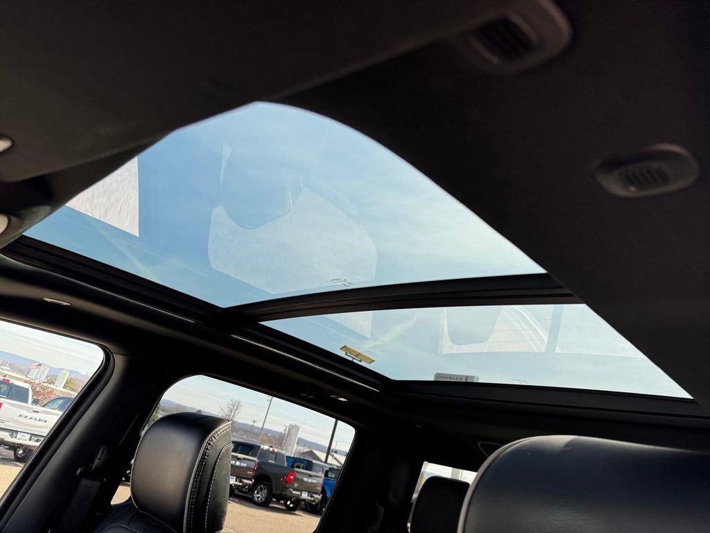 Used 2022 RAM 1500 Laramie image 8