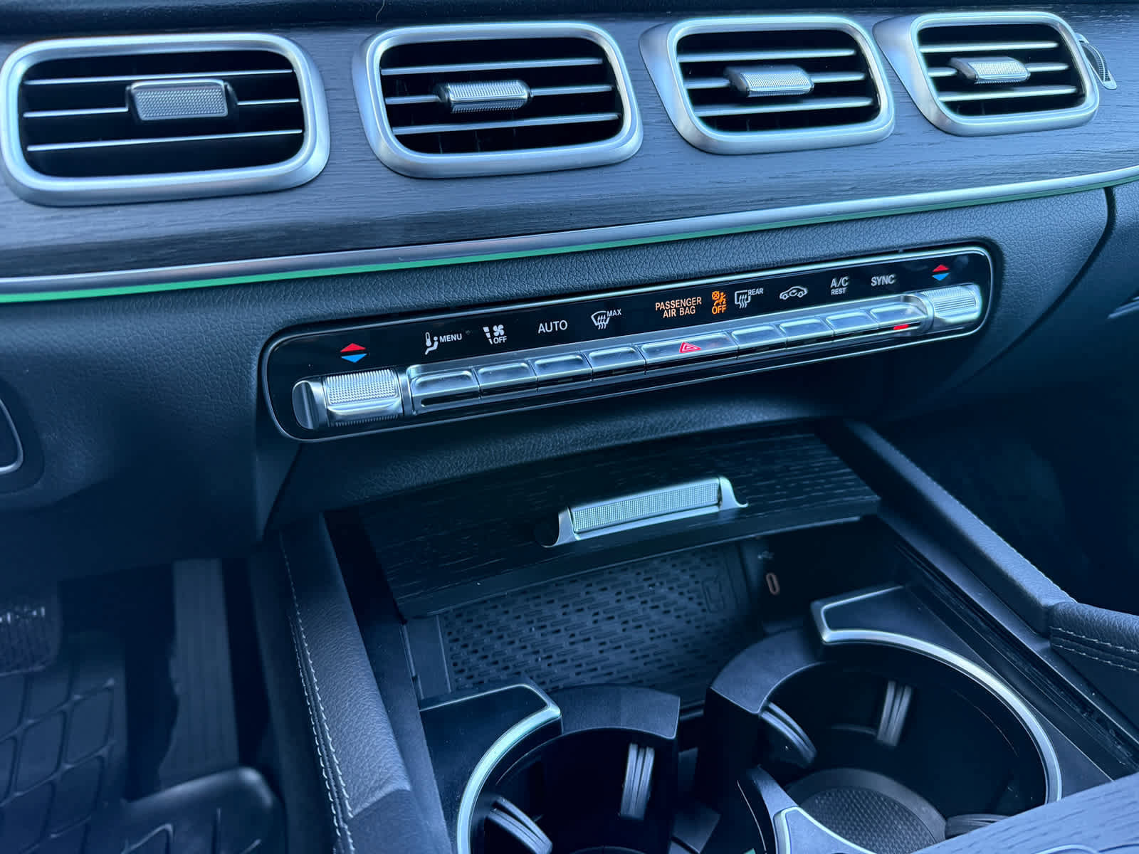 Certified 2025 Mercedes-Benz GLE 350 4MATIC image 20