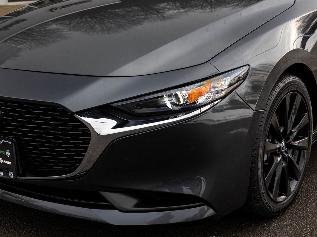 Used 2025 MAZDA MAZDA3 s image 35