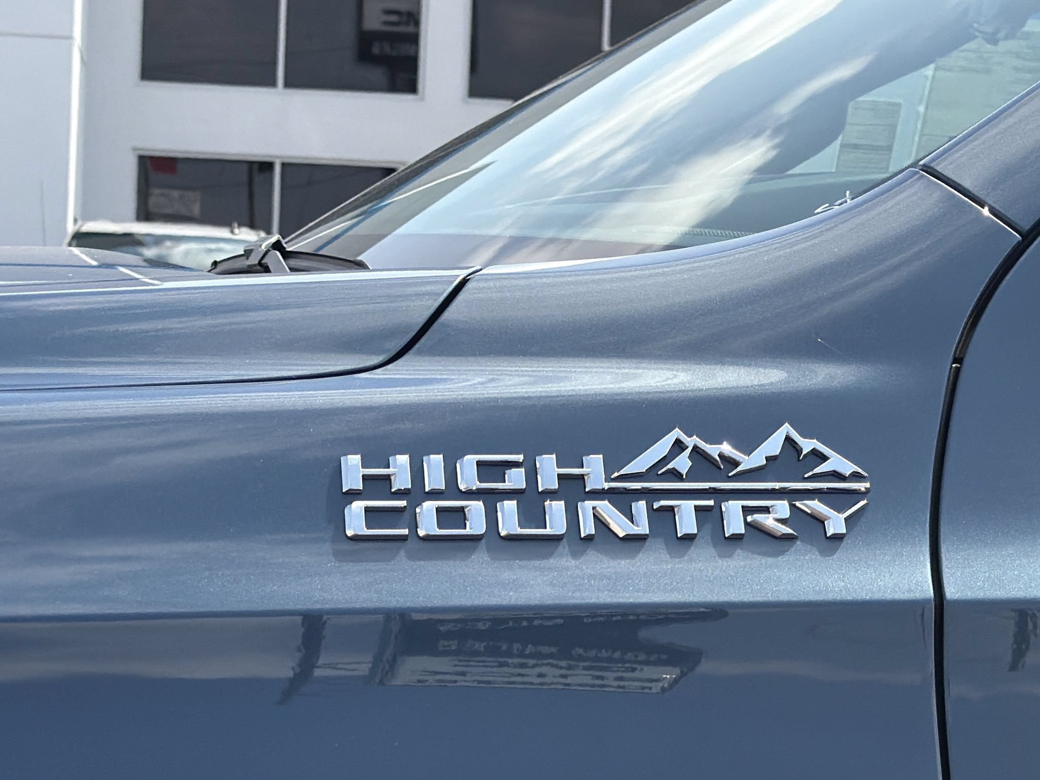 New 2026 Chevrolet Suburban High Country w/ Sun And Tow Package RWD image 26