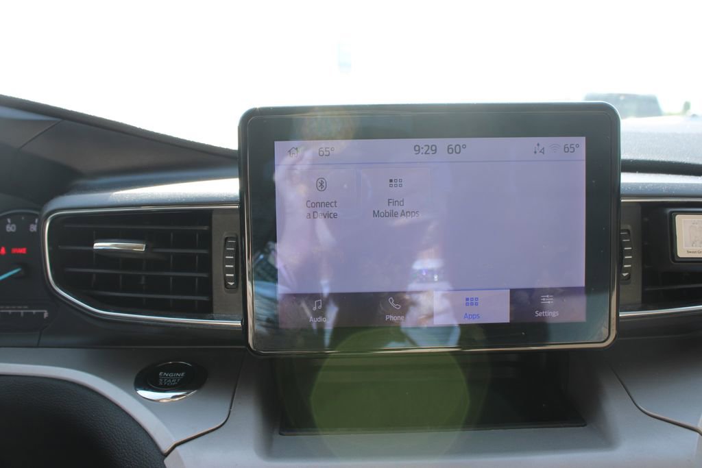 Used 2023 Ford Explorer XLT w/ Equipment Group 202A AWD/4WD image 33