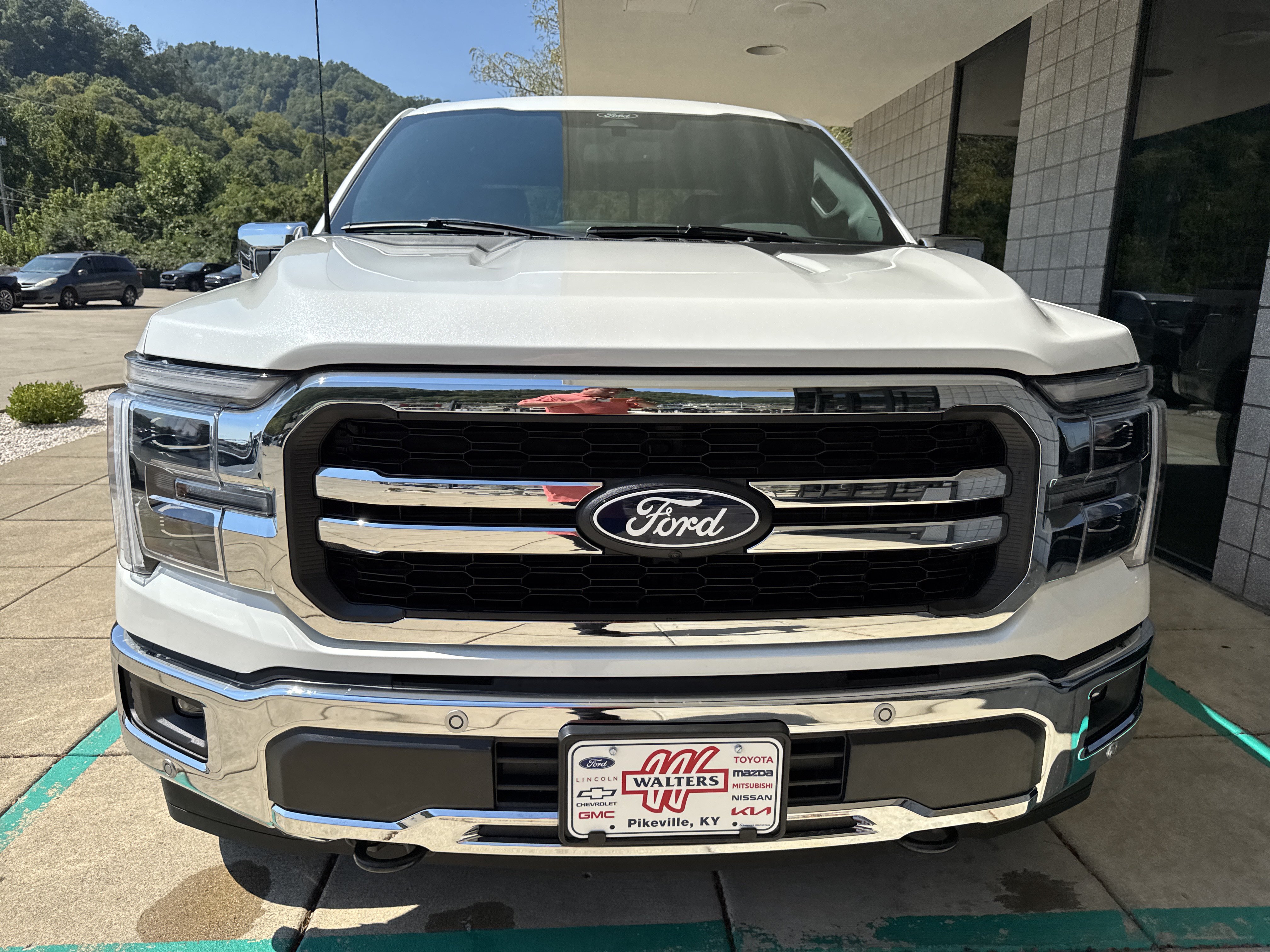 Used 2025 Ford F150 Lariat w/ Equipment Group 501A Mid AWD/4WD image 2