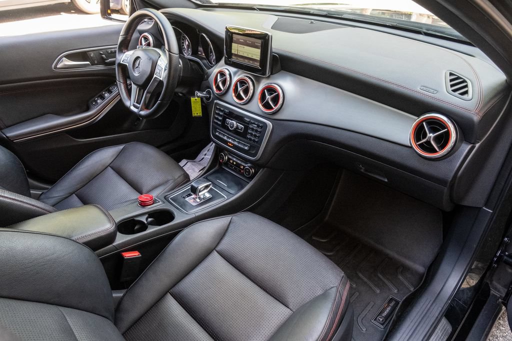 Used 2015 Mercedes-Benz GLA 45 AMG 4MATIC image 26