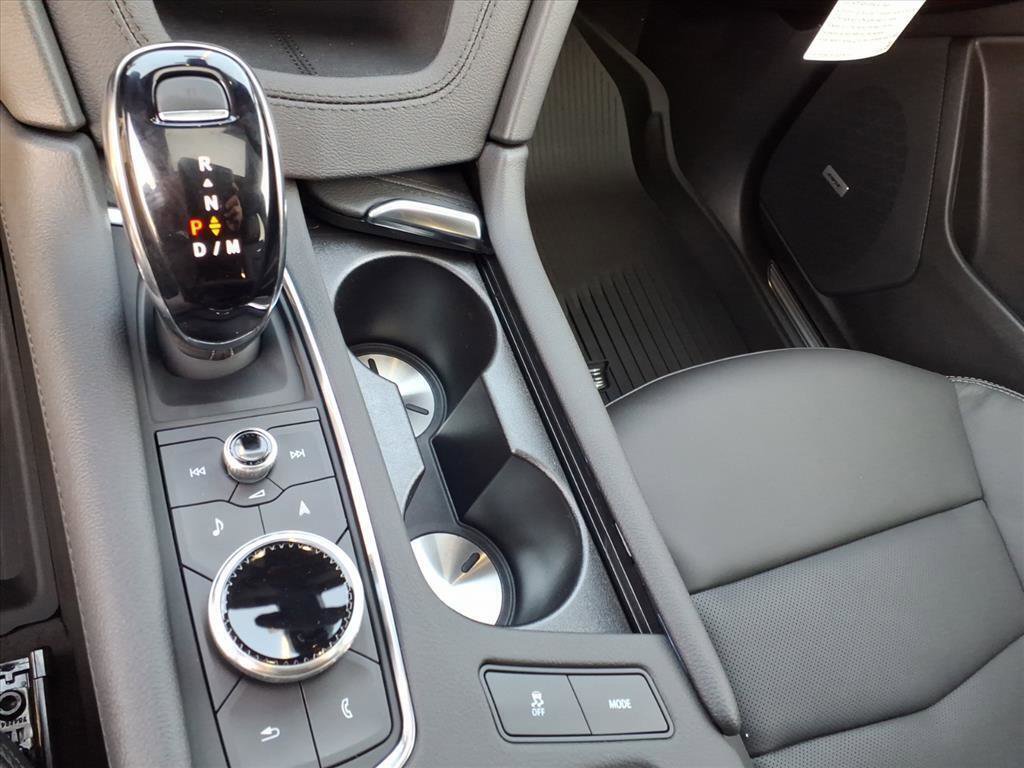 New 2025 Cadillac XT5 Premium Luxury w/ LPO, Floor Liner Package image 14