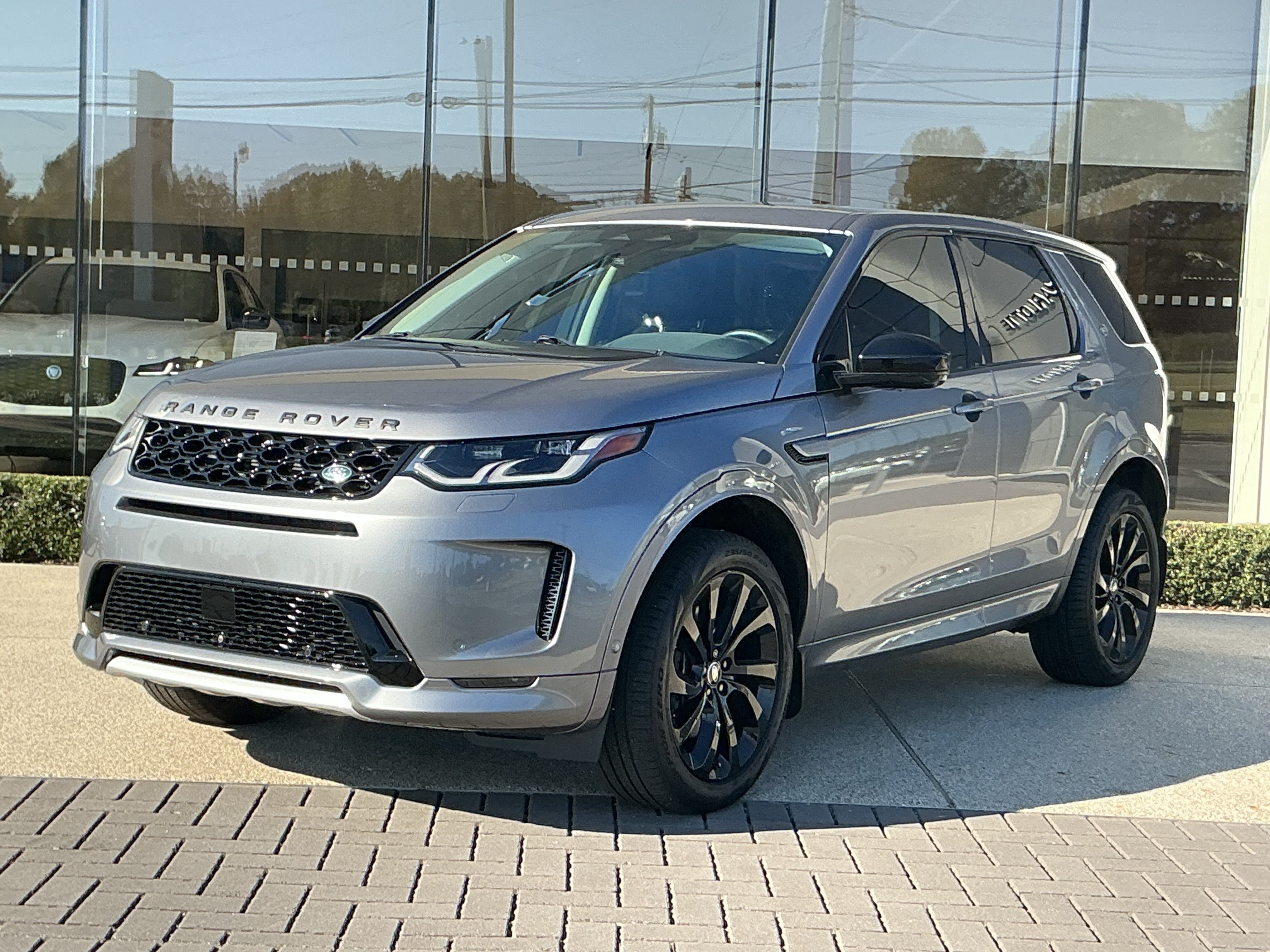 Certified 2025 Land Rover Discovery Sport S AWD/4WD image 2