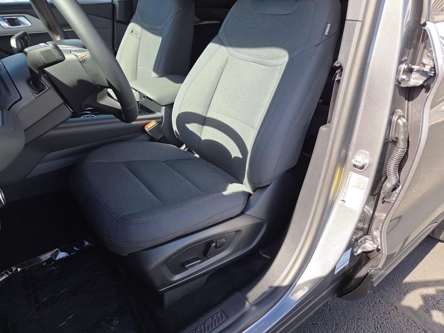 New 2027 Ford Explorer Active AWD/4WD image 21