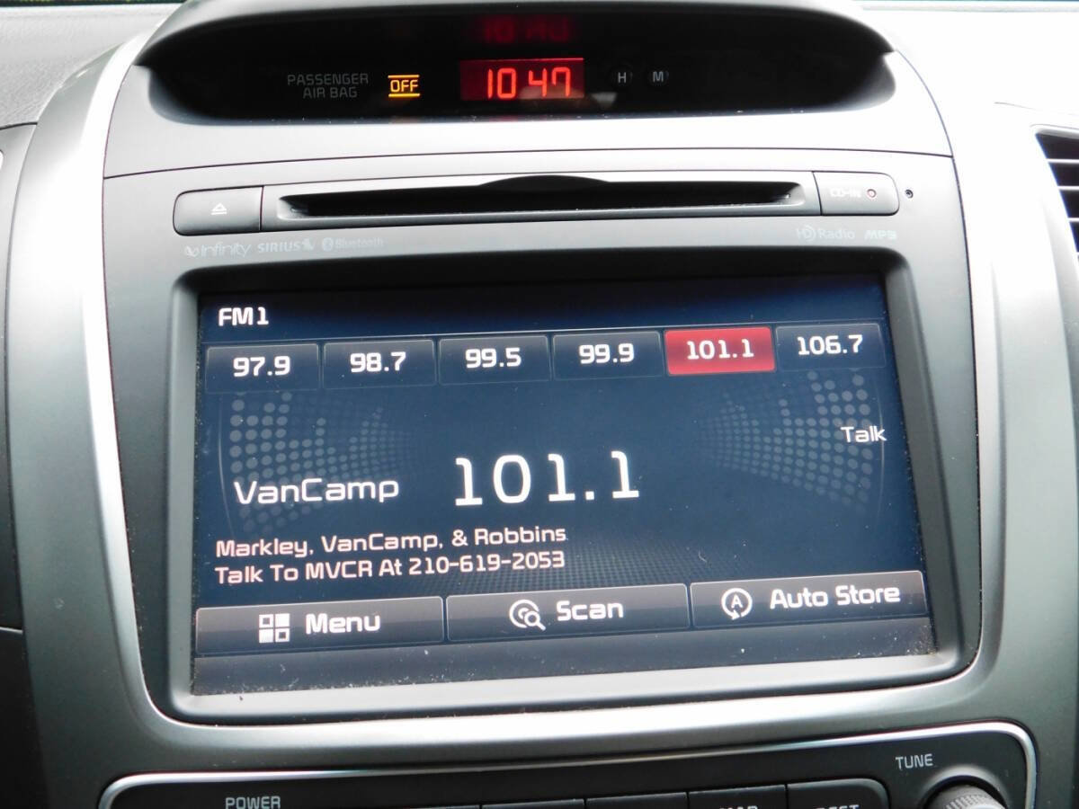 Used 2014 Kia Sorento SX w/ 3rd Row Package image 13