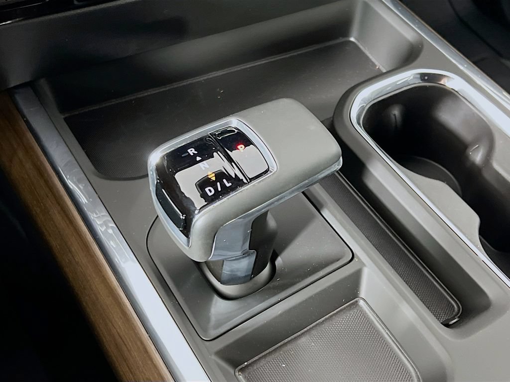 New 2026 Chevrolet Silverado 1500 High Country AWD/4WD image 17