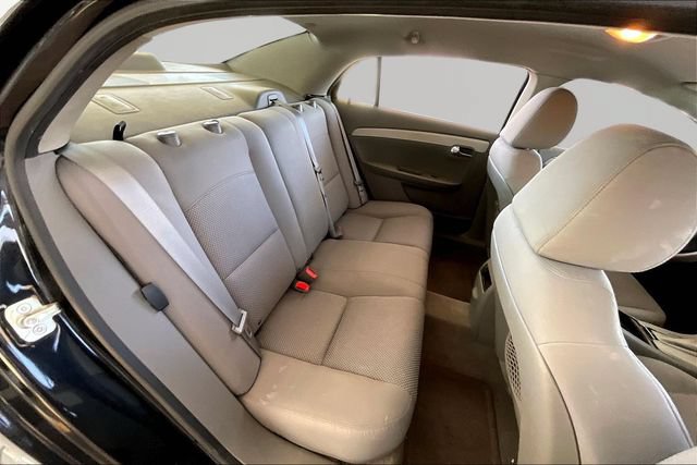 Used 2011 Chevrolet Malibu LS FWD image 16