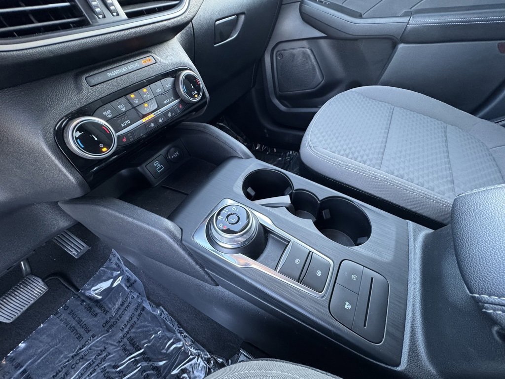 Used 2022 Ford Escape SE w/ Convenience Package image 29