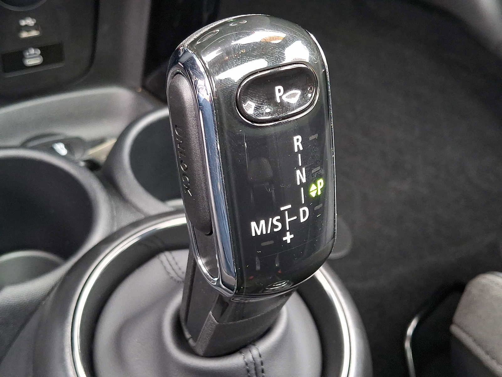 Certified 2024 MINI Cooper S FWD image 16