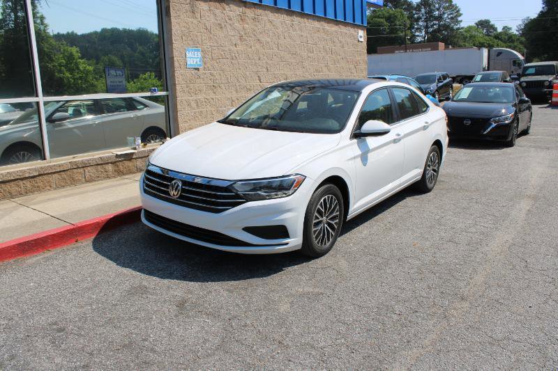 Used 2021 Volkswagen Jetta SE FWD image 3