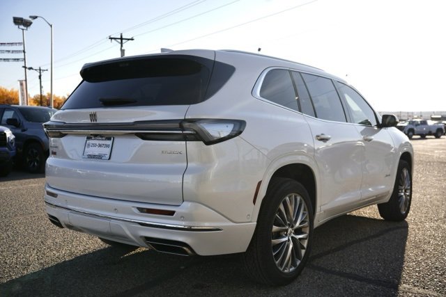 Used 2025 Buick Enclave Avenir w/ Super Cruise Package image 4