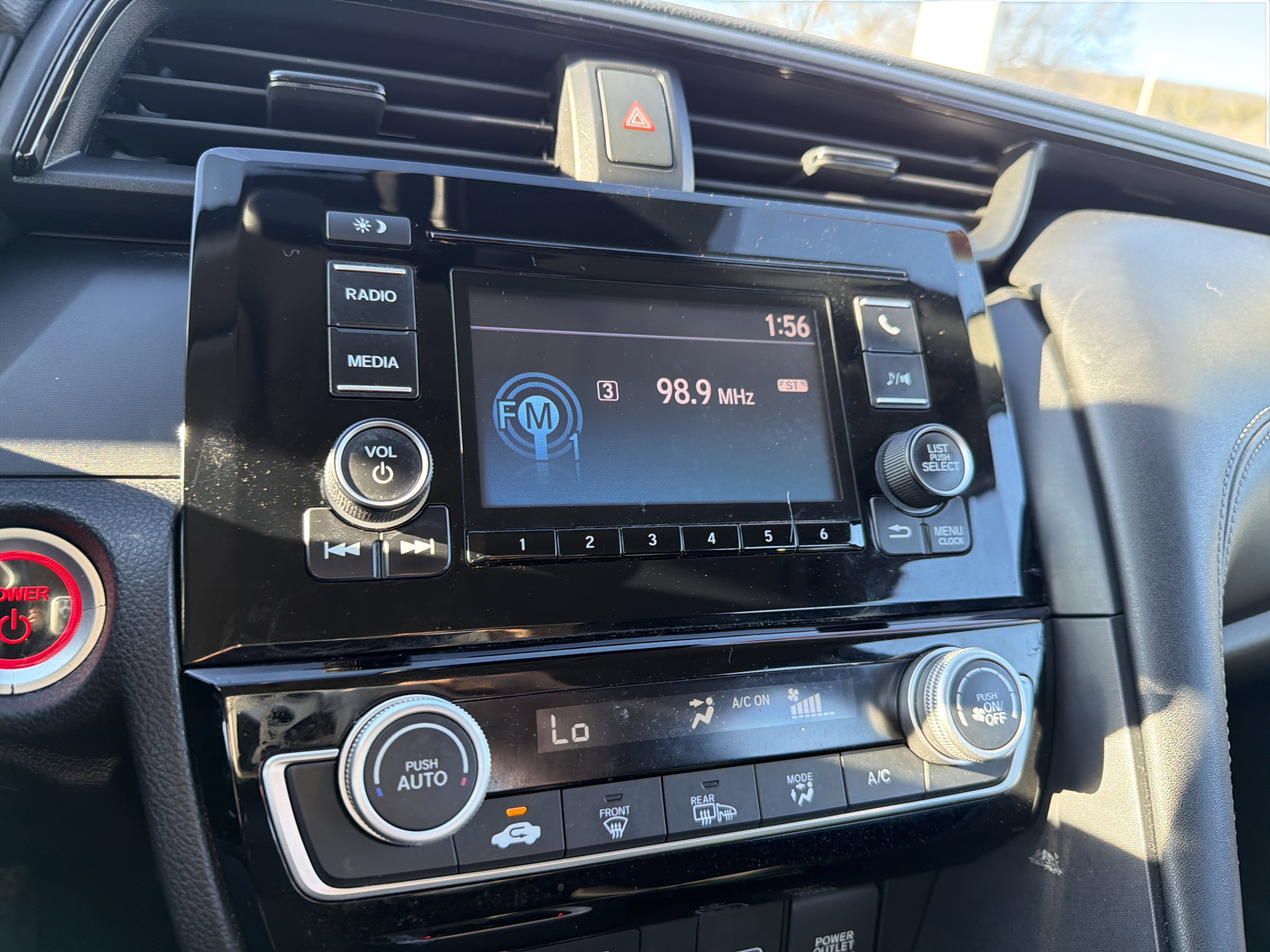 Used 2019 Honda Insight LX image 18