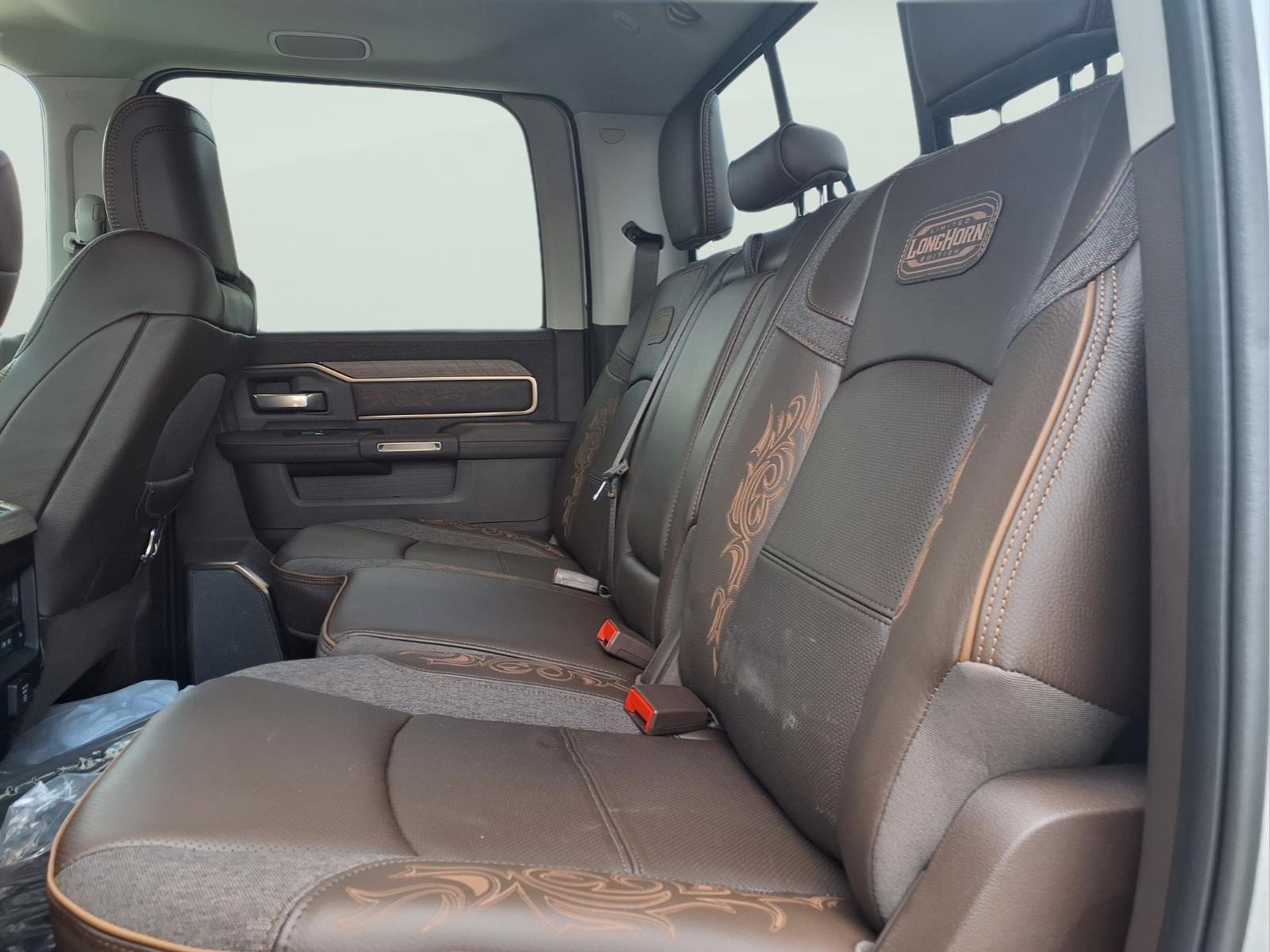 New 2026 RAM 3500 Limited AWD/4WD image 11