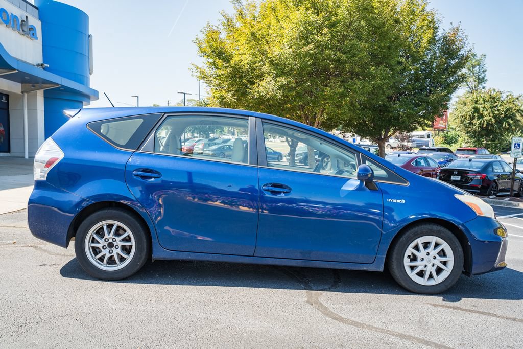 Used 2012 Toyota Prius V Three FWD image 3
