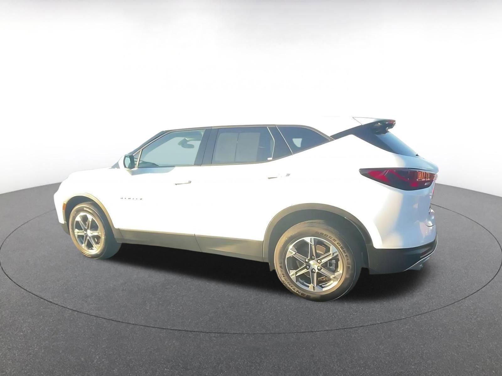 Used 2025 Chevrolet Blazer LT image 10